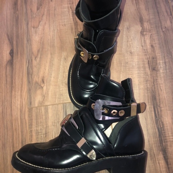Balenciaga Cut-Out boots - Picture 2 of 2